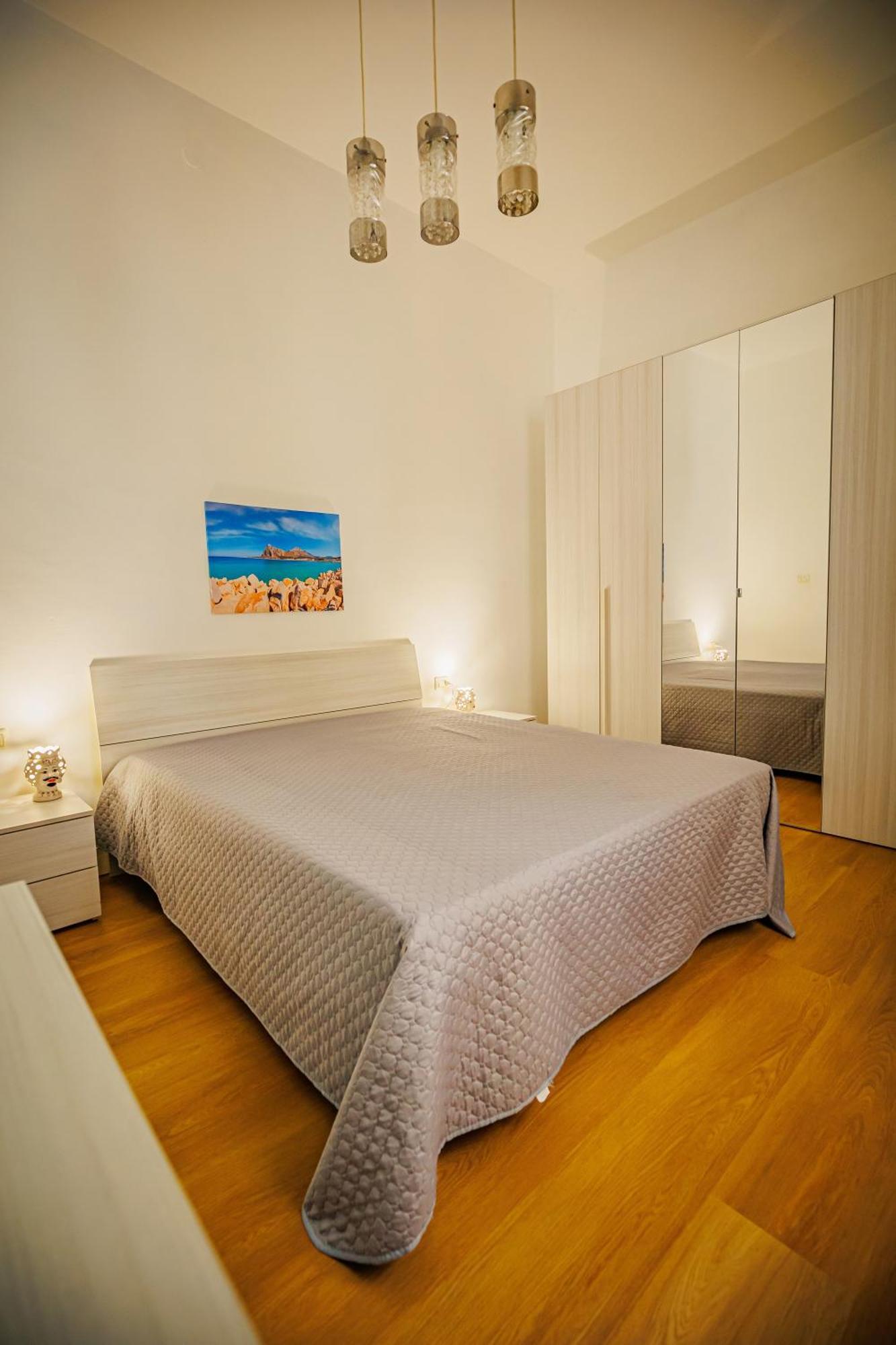 Attracco Apartment Trapani Eksteriør billede